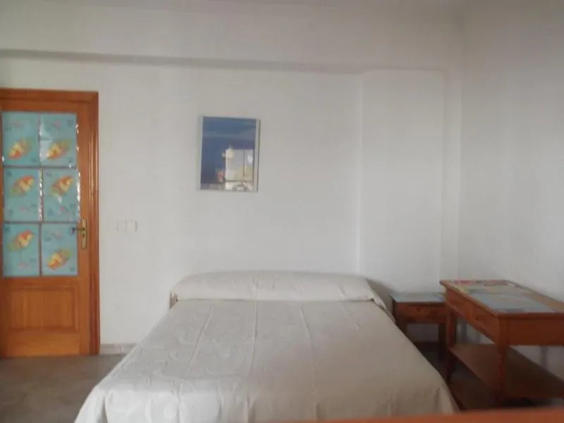 Casa De Huespedes El Almendro-1